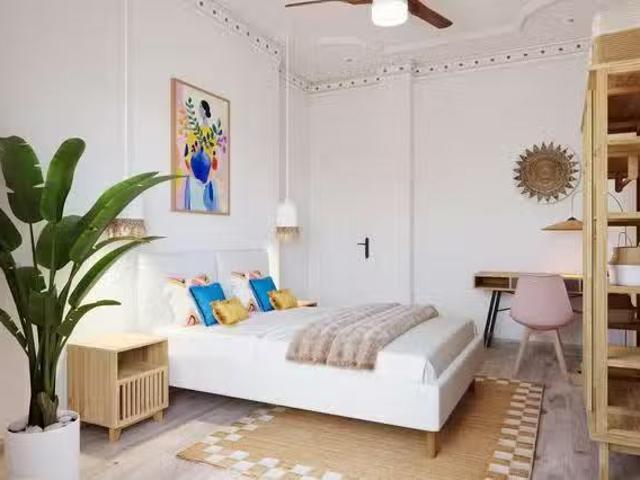 Habitación en Carrer de Sogorb, L'Eixample