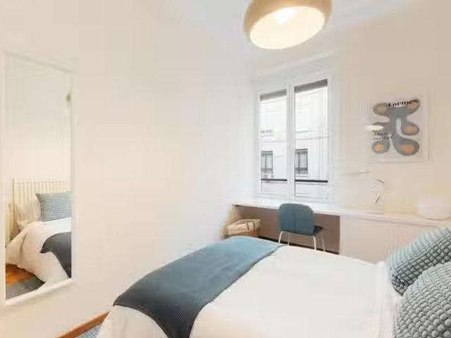 Habitación en Carrer del Doctor Vila Barberà, Extramurs