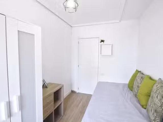 Habitación en Carrer del Mestre Aguilar
