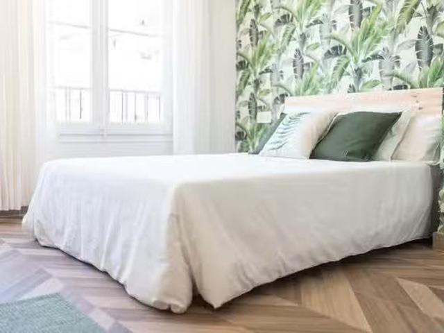 Habitación en Carrer del Rosselló