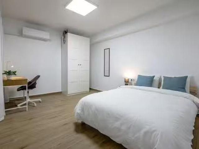Habitación en Carrer dels Germans Villalonga, Benimaclet