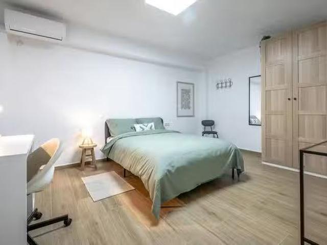 Habitación en Carrer dels Germans Villalonga, Benimaclet