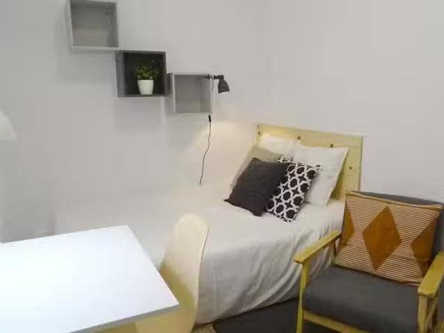 Habitación en Carrer Gran de Gràcia
