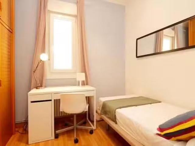 Habitación en Carrer Gran de Gràcia