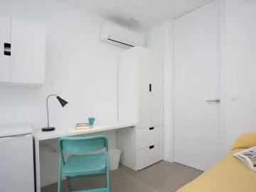 Habitación en Carrer Jaume Roig