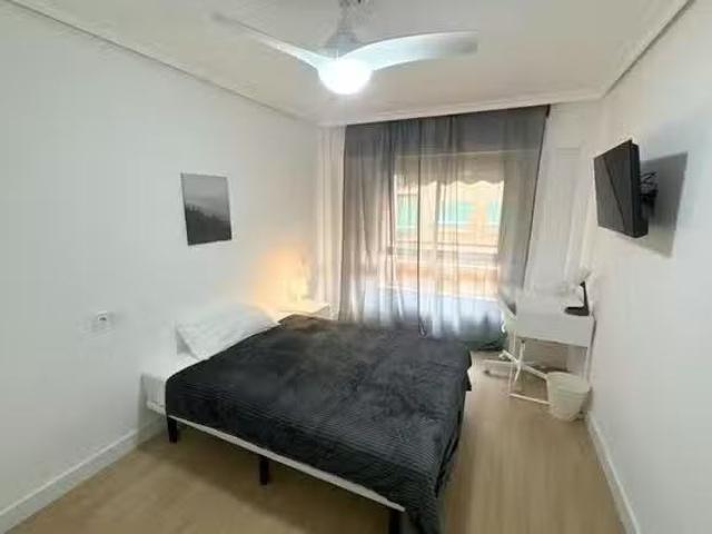 Habitación en Carrer la Vall de Gallinera, Urbanització Sant R.