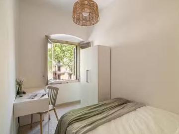 Habitación en Carrer la Rambla, El Raval