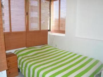 Habitación en Carrer Nicolau de Pacs, Llevant