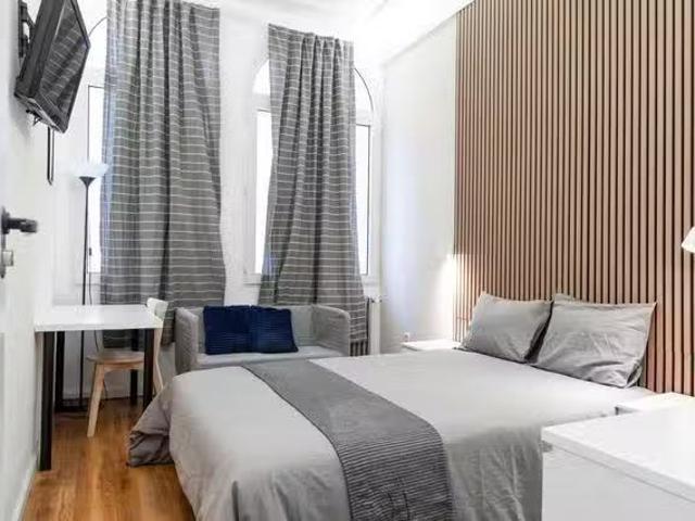 Habitación en Carrera de San Francisco, Centro