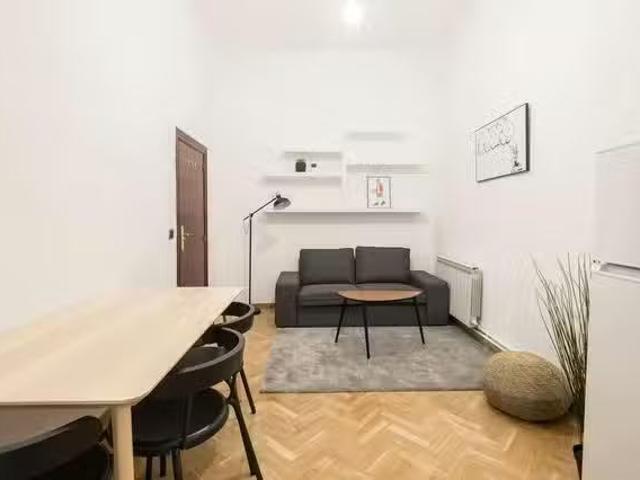 Habitación en Costanilla de Santiago, Centro