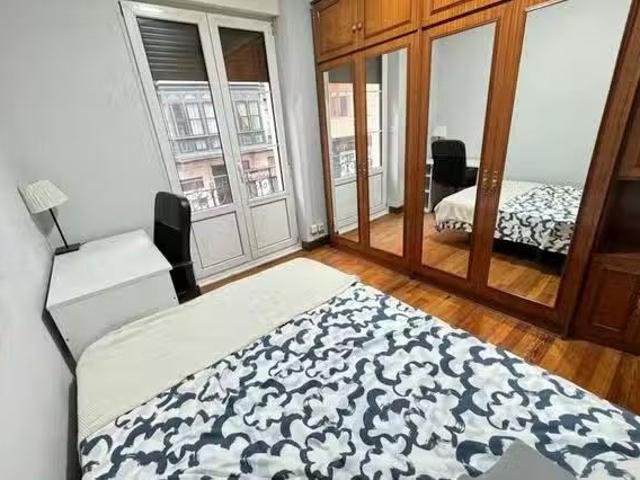 Habitación en Fernández del Campo Kalea, Abando