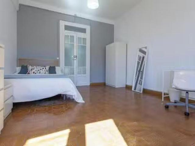 Habitación en Gran Vía de las Germanías, Ruzafa