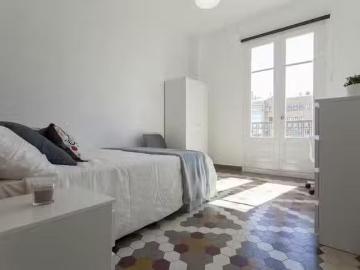 Habitación en Gran Vía de las Germanías, Ruzafa