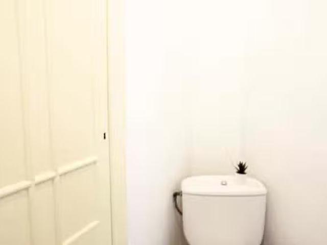 Habitación en Gran Via de les Corts Catalanes