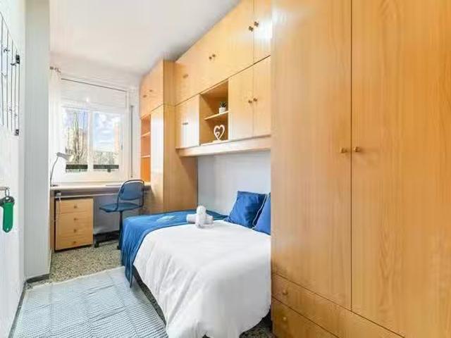 Habitación en Gran Via de les Corts Catalanes, Sant Martí