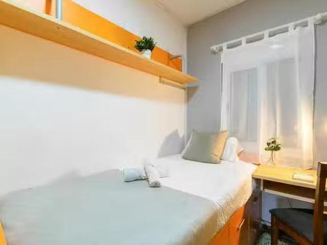 Habitación en Gran Via de les Corts Catalanes, Sant Martí