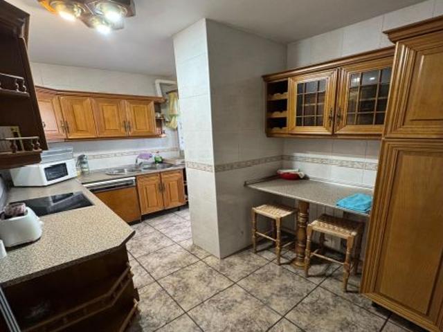 Habitación en Jaén zona Hospital 220 € mes