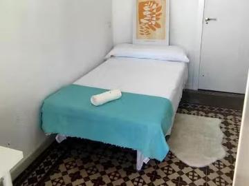 Habitación en Paseo de Almería
