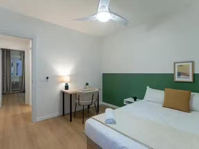 Habitación en Paseo de la Reina Cristina, Retiro