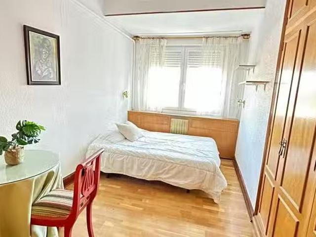 Habitación en Paseo de Zorrilla, Campo Grande