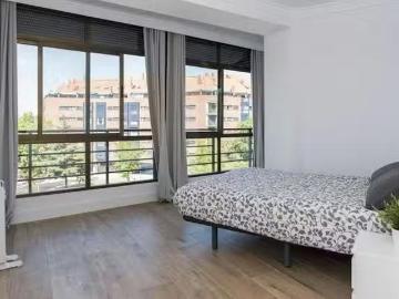 Habitación en Paseo Pontones, Imperial