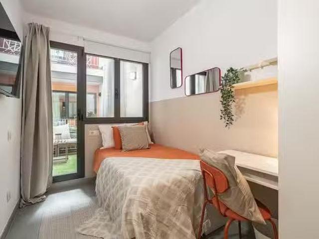 Habitación en Passatge de Paca Soler
