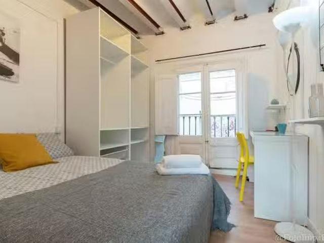 Habitación en Passatge del Rellotge, El Gòtic