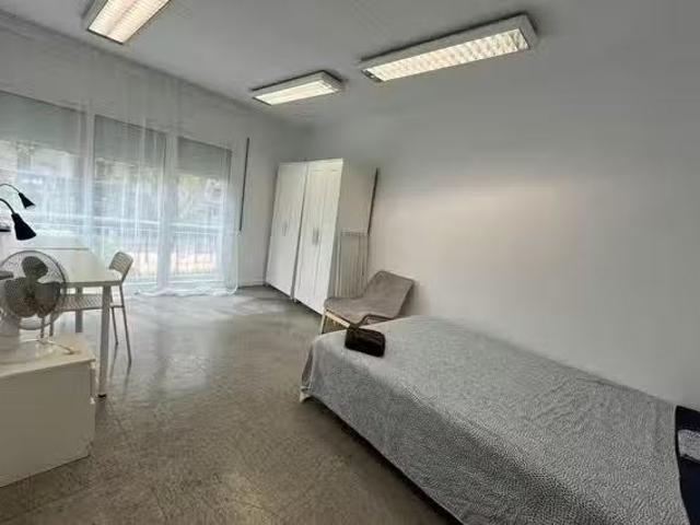 Habitación en Passeig de Sant Joan, L'Eixample