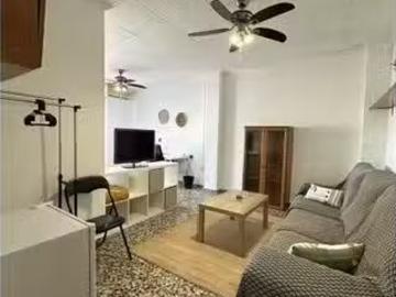 Habitación en piso compartido, 5 camas, Murcia