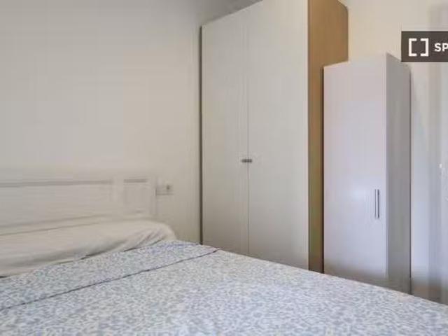 Habitación en piso compartido, Universidad, Madrid
