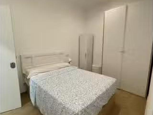 Habitación en piso compartido, Universidad, Madrid