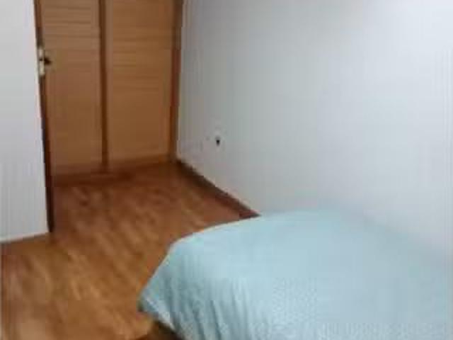 Habitación en piso compartido de 4 habitaciones, Abrantes, Mad.