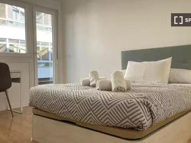 Habitación en piso compartido de 4 habitaciones en Vigo