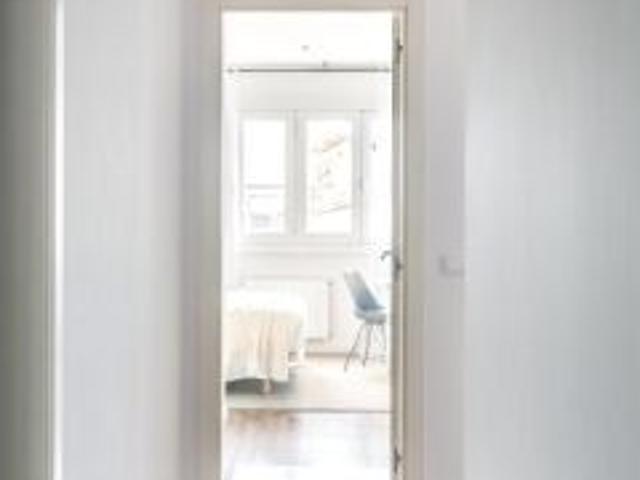 Habitación en piso compartido de 4 habitaciones en alquiler en Vila de Gràcia, gastos incluidos