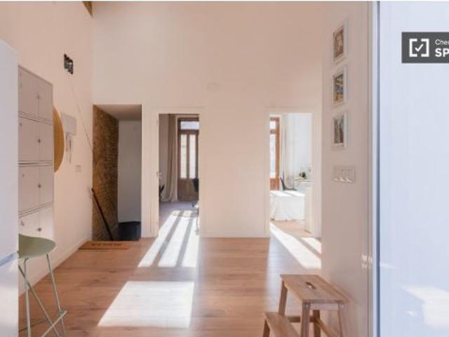 Habitación en piso compartido de 4 habitaciones en alquiler en Burjassot, Valencia