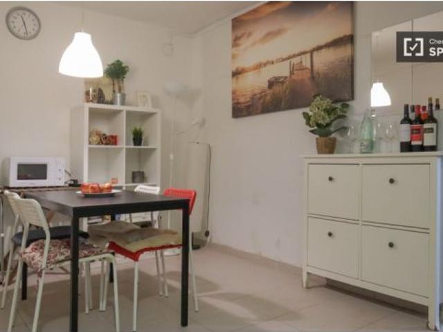 Habitación en piso compartido de 4 habitaciones en alquiler en Getafe, solo para estudiantes