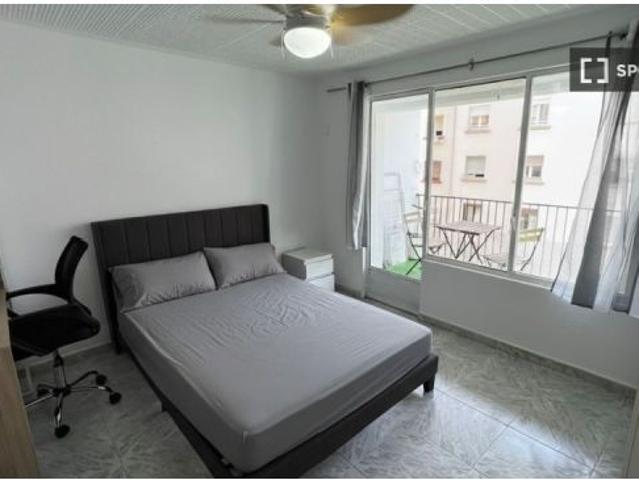 Habitación en piso compartido de 4 habitaciones en alquiler en La Petxina, Valencia
