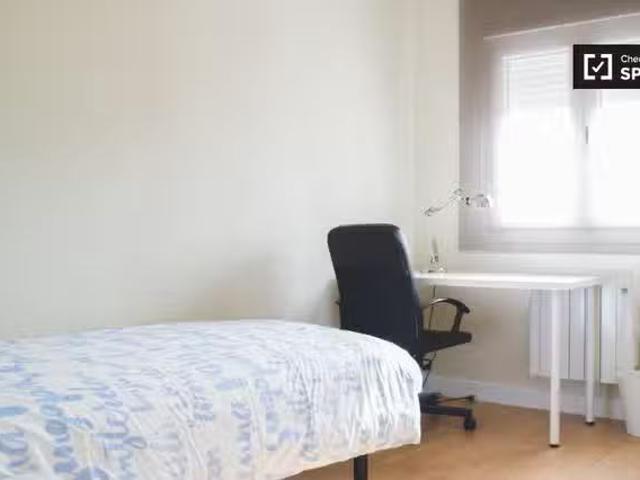 Habitación en piso compartido de 4 habitaciones en Ciudad Jardín
