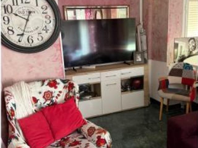 Habitación en piso compartido de 5 habitaciones en alquiler en Leganés, todos los gastos incluidos