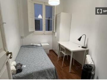 Habitación en piso compartido de 5 habitaciones en alquiler en Sant Gervasi Galvany, ideal para estu