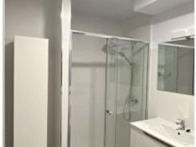 Habitación en piso compartido de 7 habitaciones en Triana, con todos los gastos incluidos