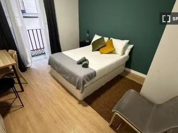 Casa en alquiler en Embajadores - Balcón
