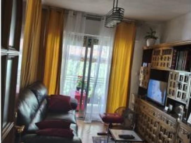 Habitación en piso compartido de 1 dormitorio en alquiler en Aluche