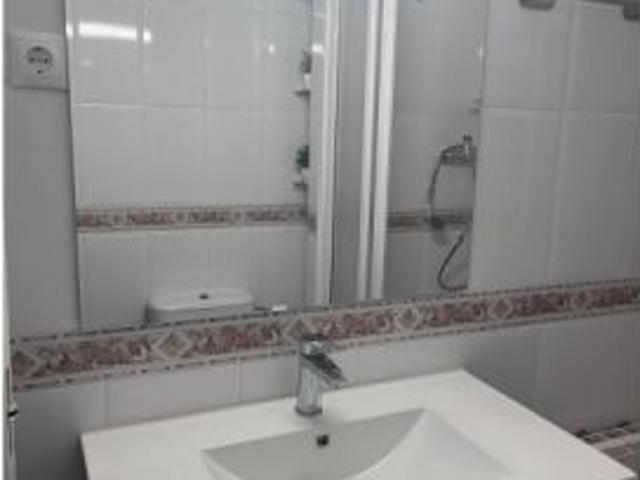 Habitación en piso compartido de 1 dormitorio en alquiler en Alcalá de Henares