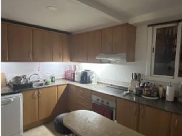 Habitación en piso compartido de 1 dormitorio en alquiler en El Clot