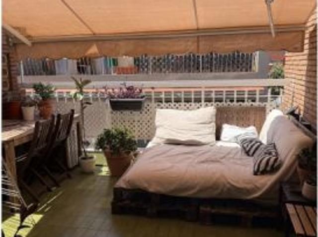 Habitación en piso compartido de 1 dormitorio en alquiler en El Putget i Farró