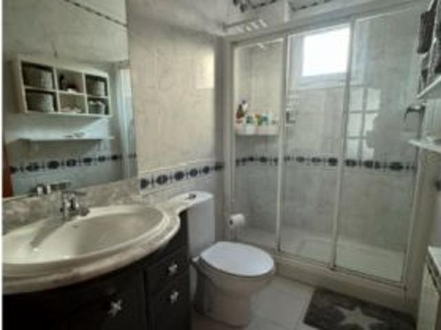 Habitación en piso compartido de 1 dormitorio en alquiler en Sant Cugat Del Vallès, todos los gastos