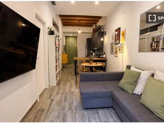 Habitación en piso compartido de 1 dormitorio en alquiler en Sants
