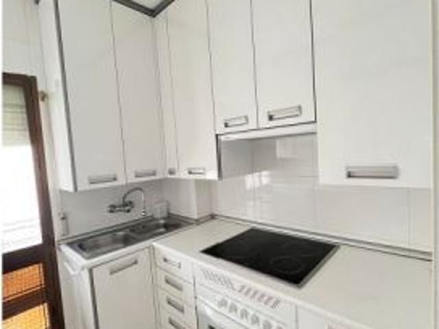 Habitación en piso compartido de 1 dormitorio en alquiler en Puerta del Ángel