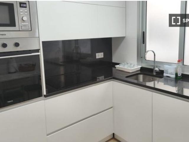 Habitación en piso compartido de 1 dormitorio en alquiler en Vigo